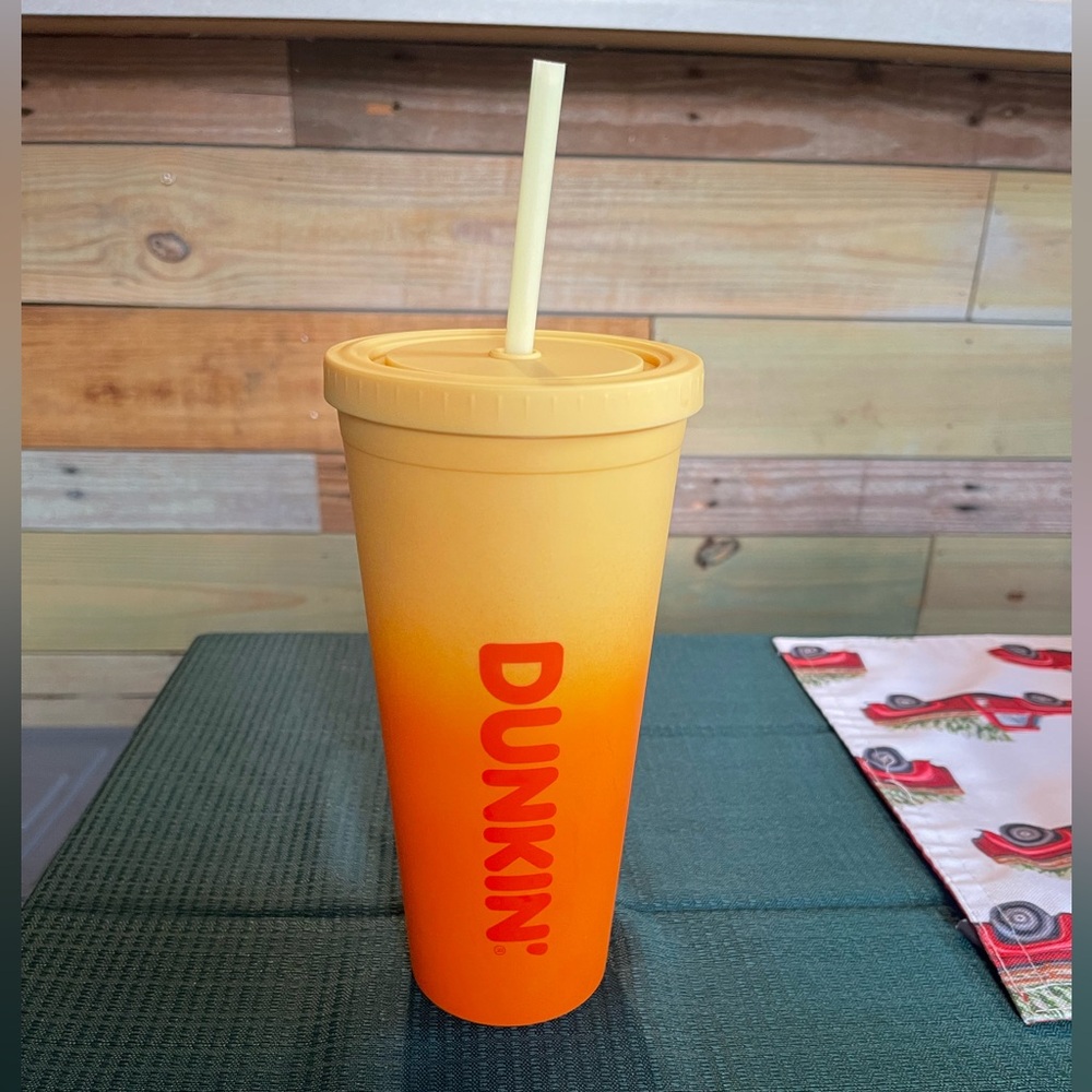 DUNKIN Donuts  24oz Rainbow Acrylic Travel Cup Tumbler & Straw - Ombre Orange